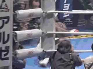 300斤壮汉对战散打选手实力悬殊,300斤壮汉格斗