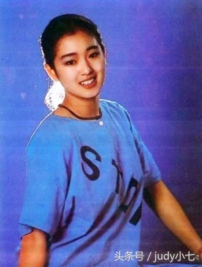 巩俐主演大红灯笼高高挂9集,巩俐大红灯笼高高挂电影