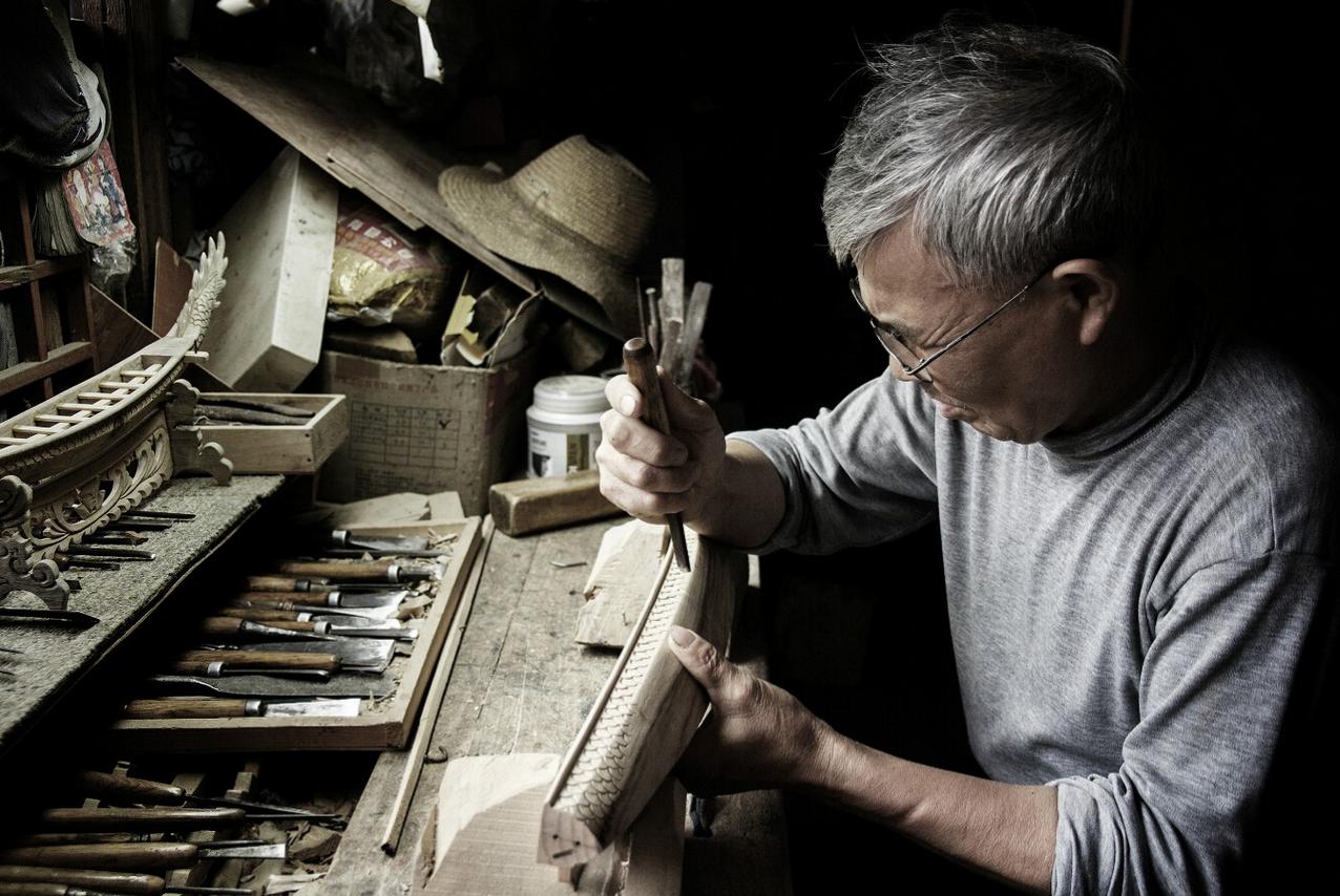 尼斯以前的故事,尼斯故事