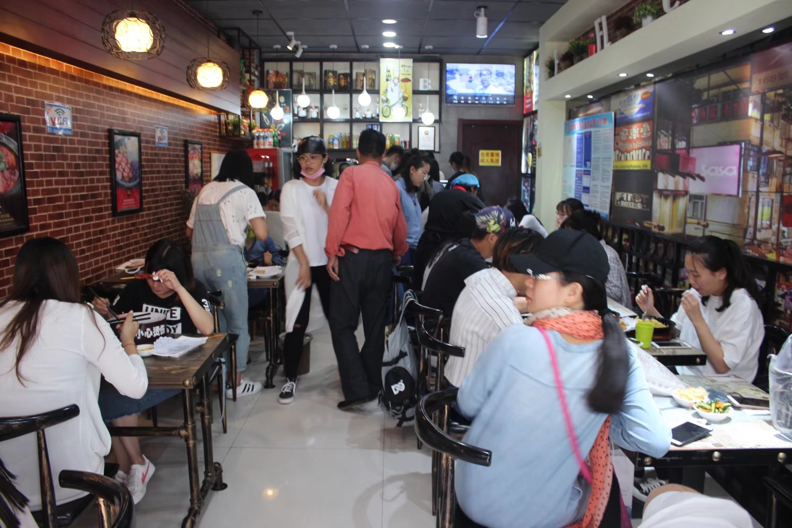 复旦才子完整视频,复旦才子在家混吃等死