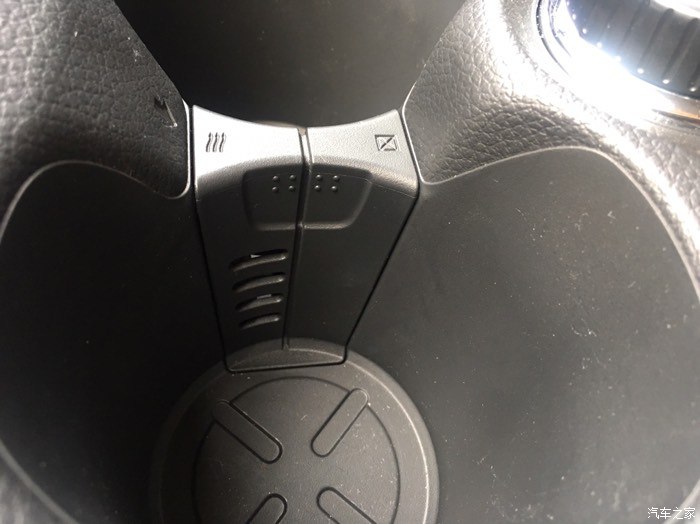 奇骏性价比高的是哪款,奇骏日产2020款2.5l豪华版