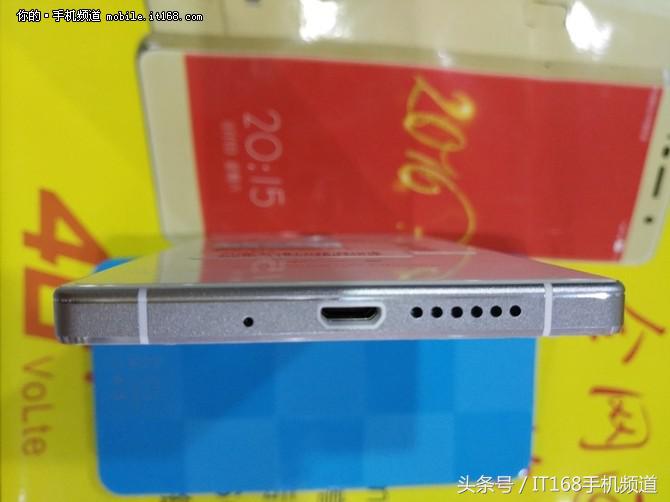 小米手机的出现解决了山寨机,小米超越mix2s的手机