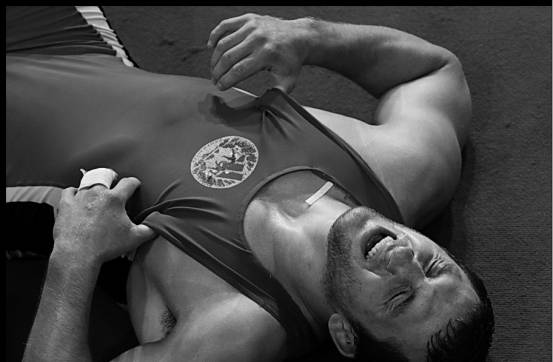 自杀似的训练，杀不死你，但是会重生