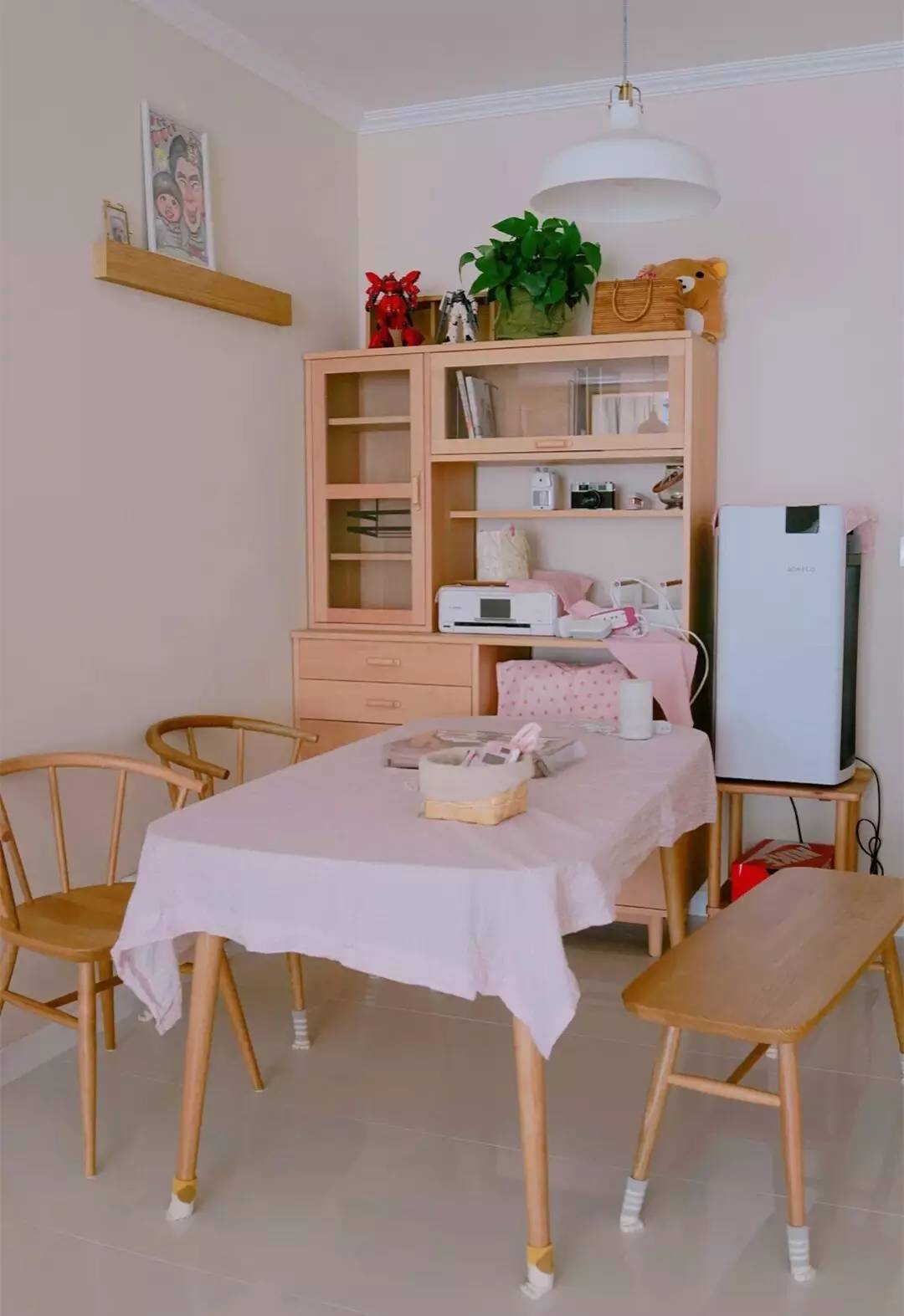 餐桌上盖一条布实用吗,为什么餐桌上要铺一块布