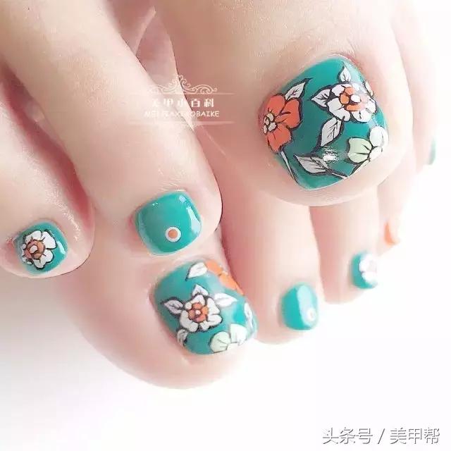 高级干净耐看的脚甲纯色,十款最适合夏天的脚甲仙气飘飘