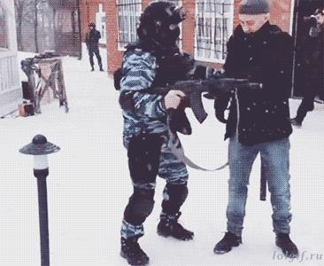 搞笑gif为了胜利我将不择手段,搞笑gif别惹我我疯起来自己都害怕