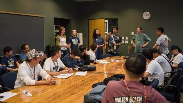 martin缇庝骇鍚変粬,缇庡浗martin绯诲垪鍚変粬