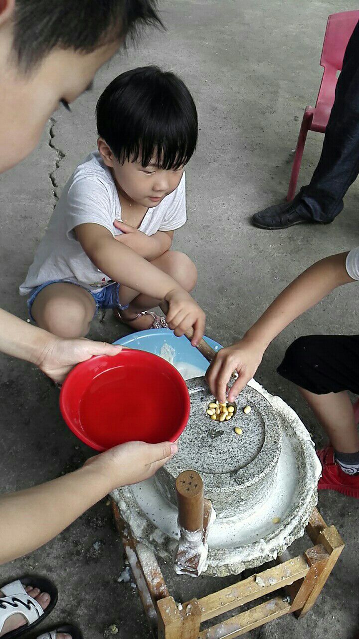 幼儿园毕业班夏令营活动,幼儿园大班毕业夏令营走进小学