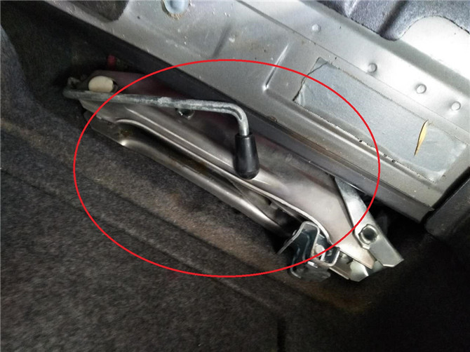 6万多买二手波罗划算吗,6万买新桑塔纳值吗