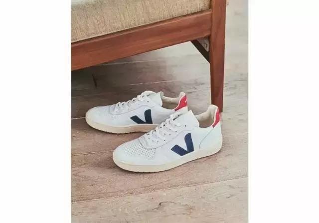 杨幂高圆圆周冬雨,杨幂高圆圆时装