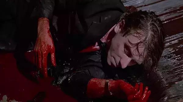 单词“Fuck”在影片《落水狗》中被使用了252次！