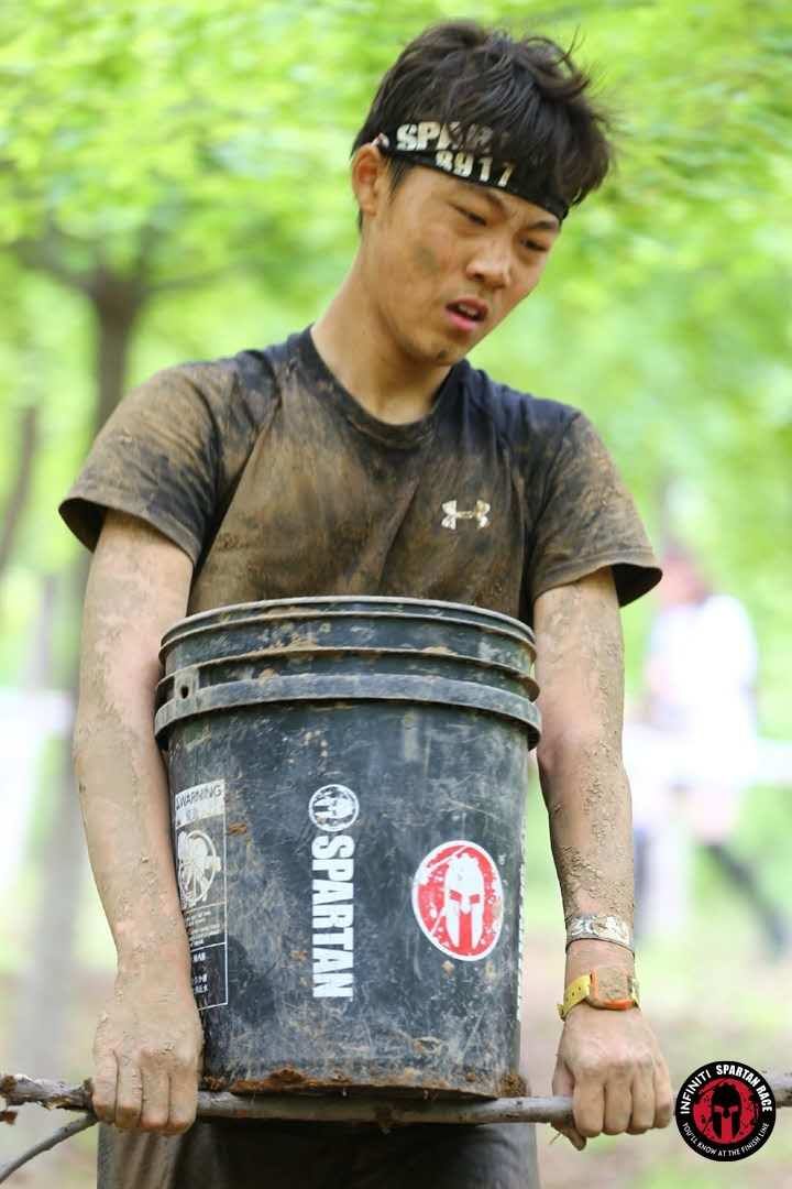 翻滚吧，青春—斯巴达痴肉记RollRollRoll