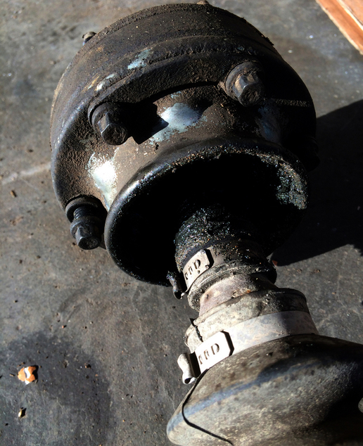 为情怀买单的豪车,13年jeep大切诺基开起来怎么样