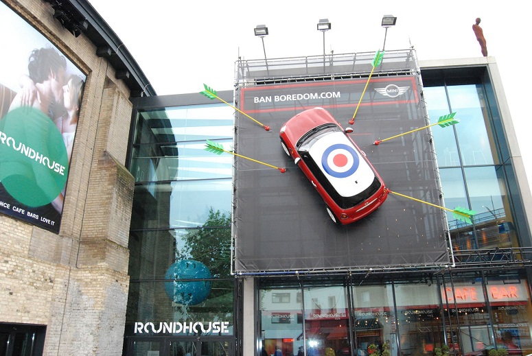 十大经典汽车户外广告,各个品牌车的经典广告