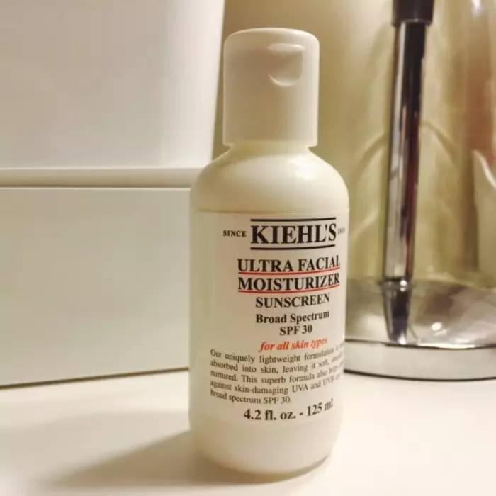 洗脸涂护肤品的顺序,洗脸时做什么动作美容