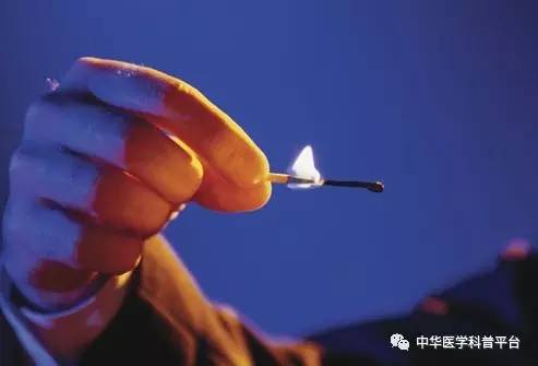 枕神经痛的症状和治疗方法,大腿神经痛的症状怎么解决