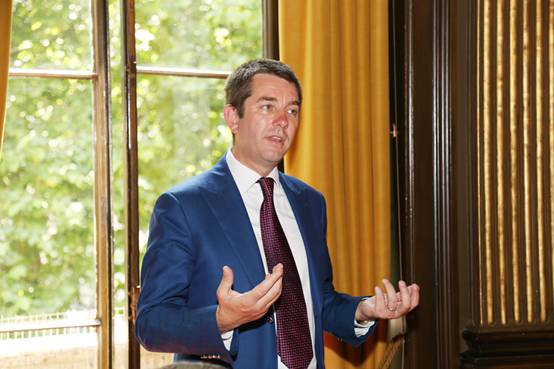 2017胡润与中国企业家的英国之行①：贵族俱乐部密会英国政要