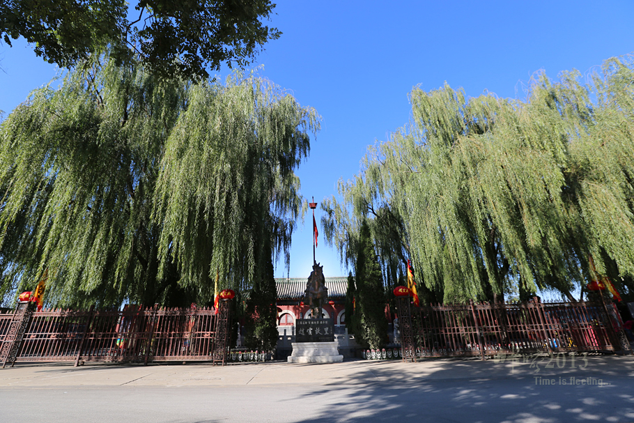 夏游赵云庙，笑谈赵云貌