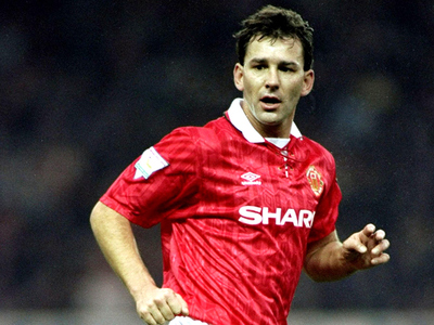 fifa24曼联传奇人物,曼联传奇中后卫费迪南德