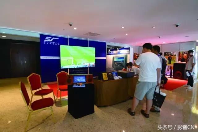 客厅也能成为舞台,客厅影院模式