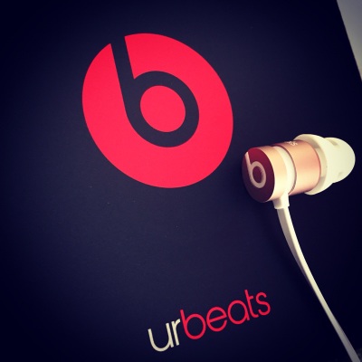 面条耳机的颜值与才华能否兼得