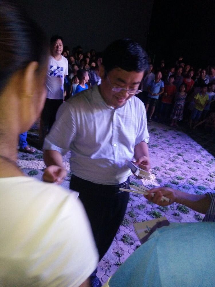 七月的赞歌,七月是首悠扬的赞歌