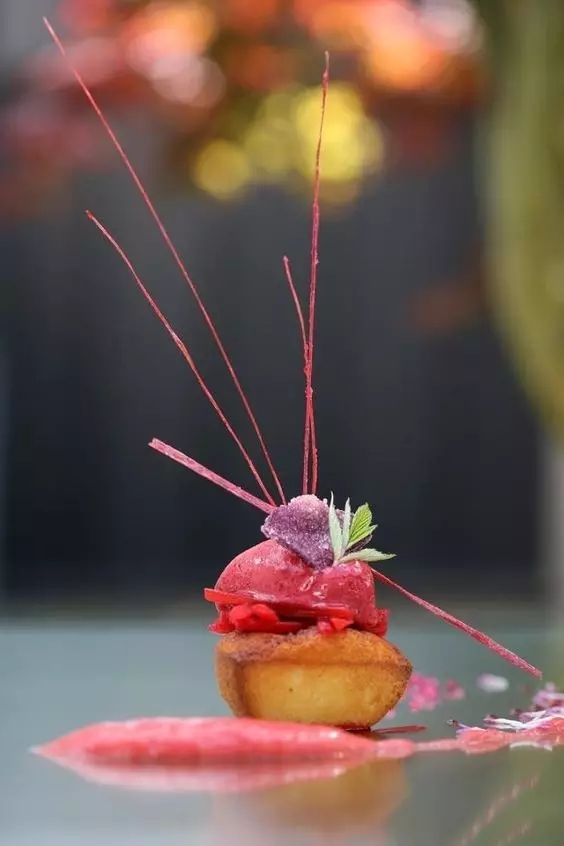 自己怎么做蛋糕上的手工饰品,糖艺装饰教程