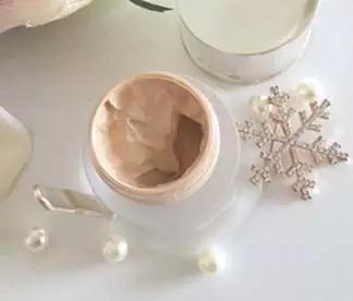 选底妆就跟选男人一样,选粉底一定要好好选