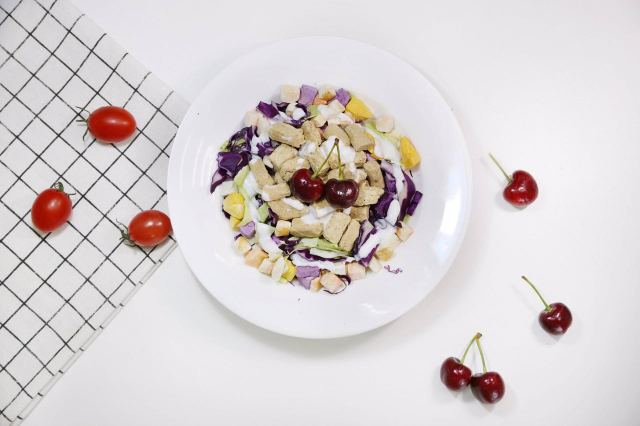 我们用米其林餐厅的调调，给狗粮做了一次整容手术