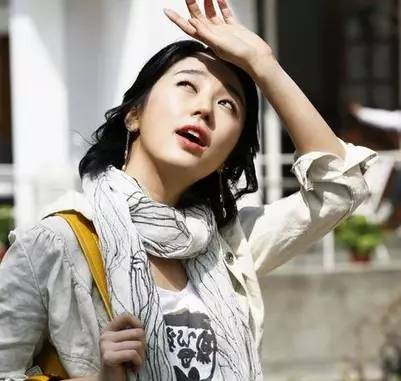 黑头痘痘粉刺脓包囊肿去除过程,脸上频繁长脓包痘痘是什么原因