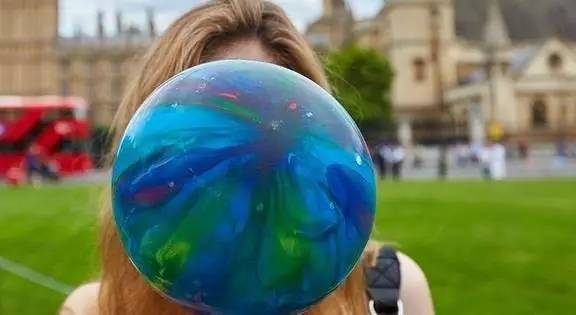 太恐怖!海外留学圈流行吸“笑气”,中国留学生吸食不久现下身瘫痪,大小便*禁失**……