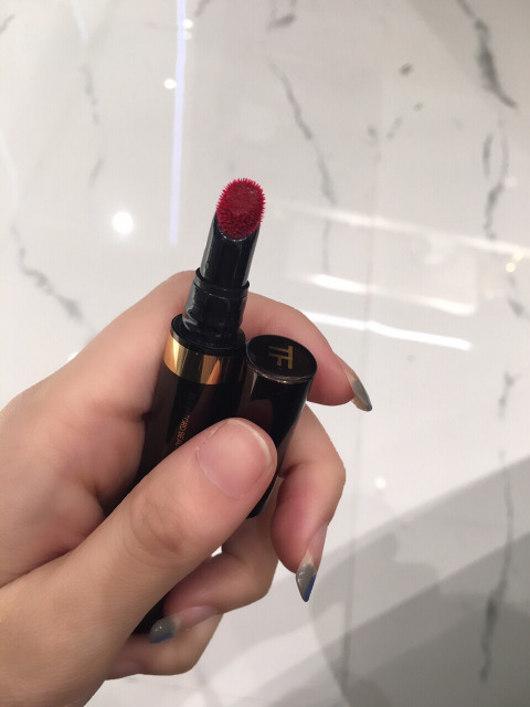 6款保湿口红解决你嘴唇的细纹，让你重拾水润嘟嘟唇