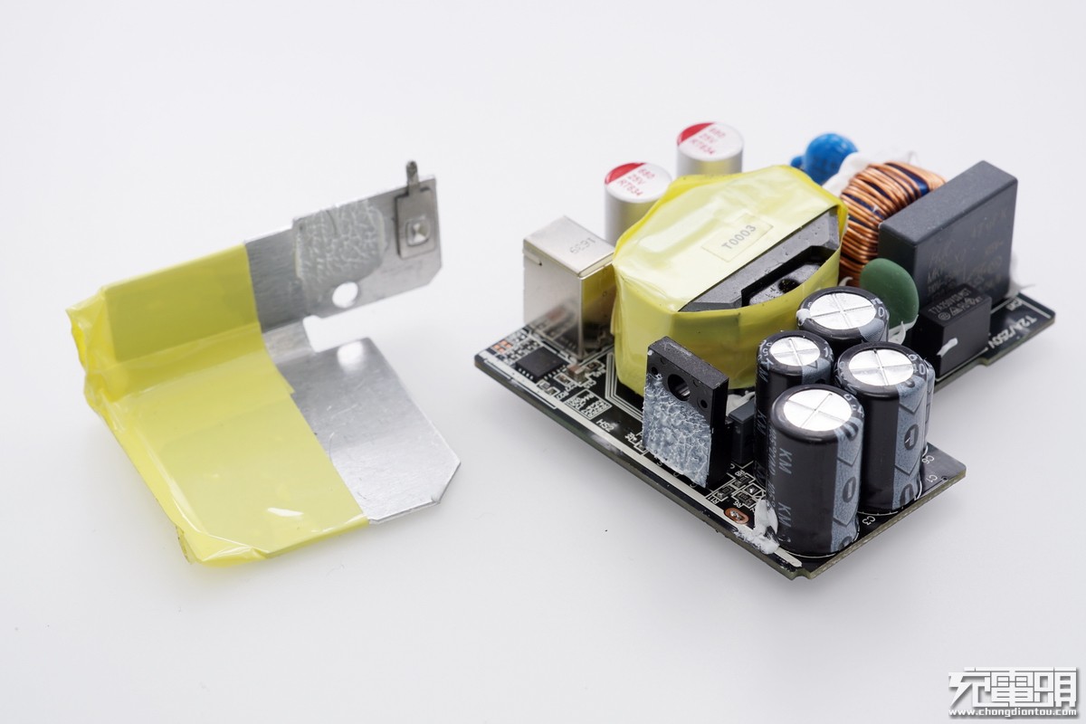 小米usb充电器60瓦拆解,小米车载充电器cc02czm拆解