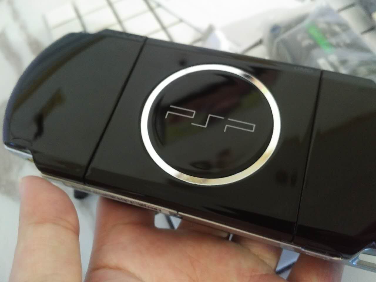 宅文化之我终于愿了儿时的一个愿望，开机PSP3000之土豪版64G内存
