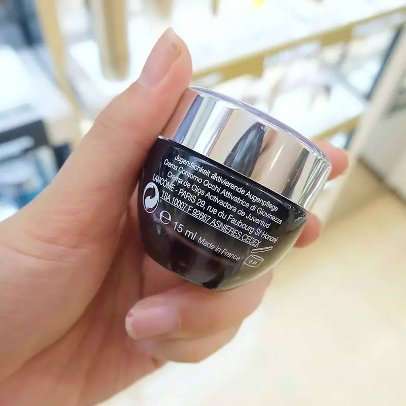 用完兰蔻小黑瓶眼霜后眼睛疲劳,用了兰蔻小黑瓶感觉脸假光