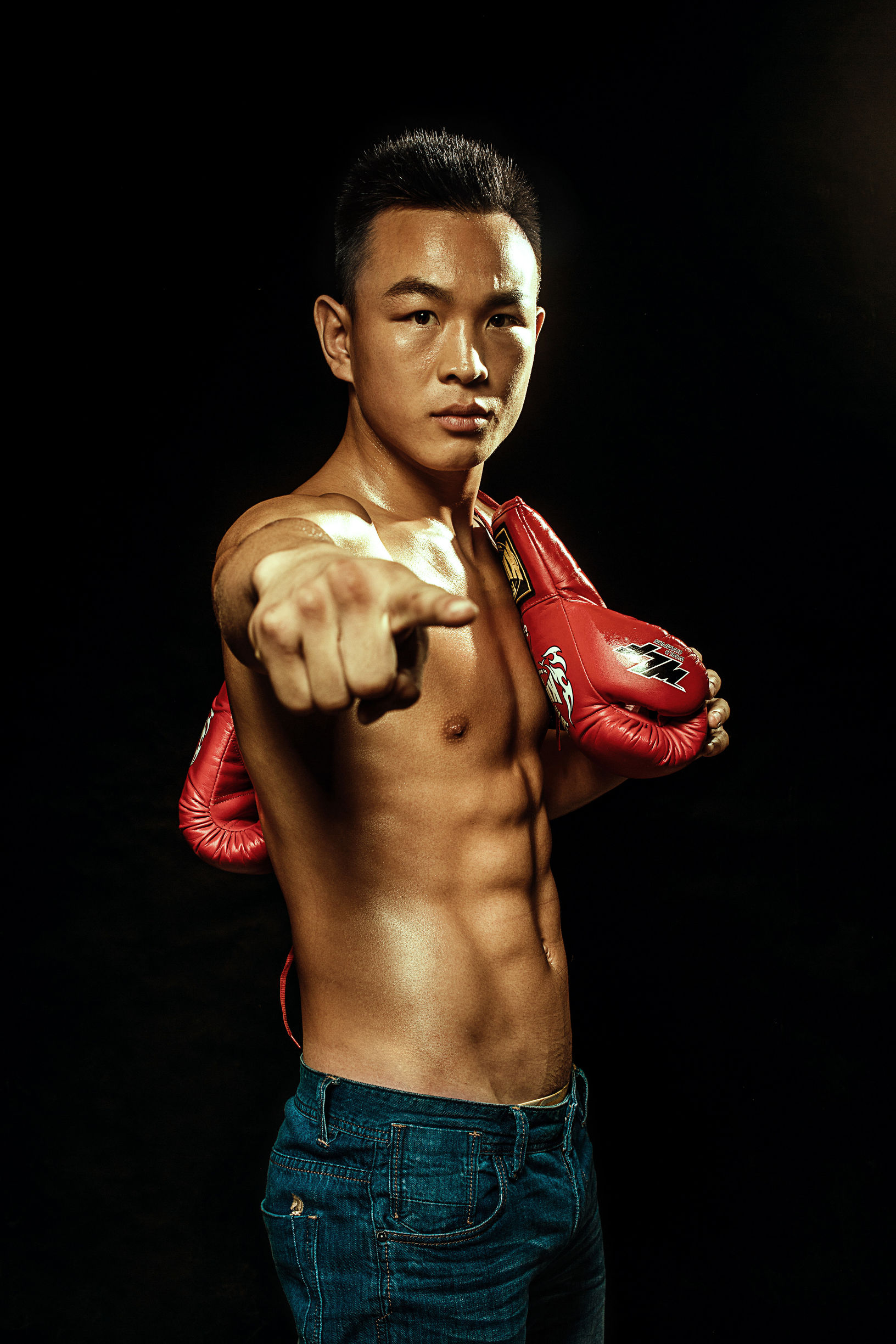 中日拳王争霸邱建良赢了吗,邱建良与韩国最强拳手对决