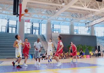 约吧大明星鹿晗照片,鹿晗扣篮