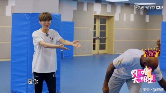 约吧大明星鹿晗致爱,约吧大明星鹿晗与粉丝