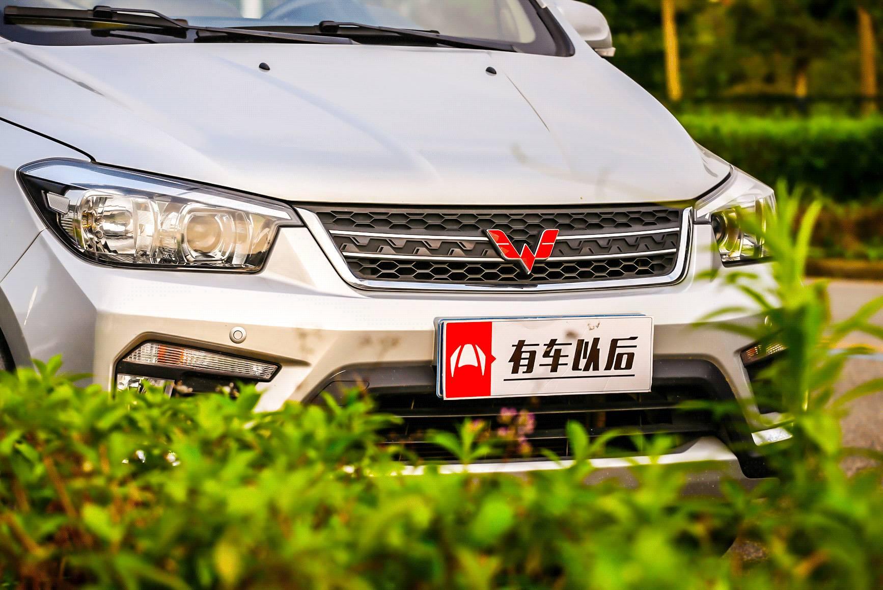 现在的五菱宏光s还值得买吗,神车五菱宏光秋名山搞笑视频