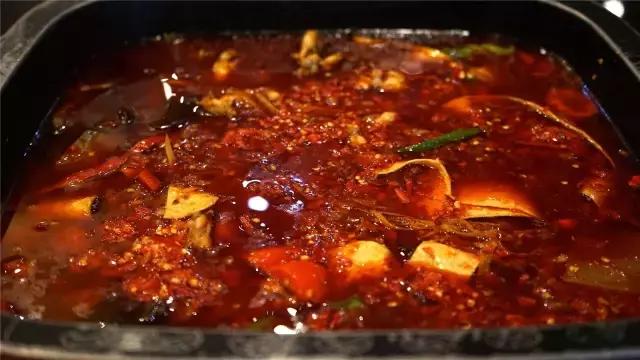 成都最辣夜市挑战,成都最辣的辣椒