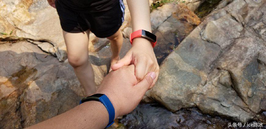 华为防水手环有哪几款,华为手环4pro防水吗能在水里游吗