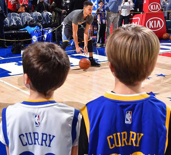 勇士库里和掘金,超级巨星库里逆袭勇士队重焕生机