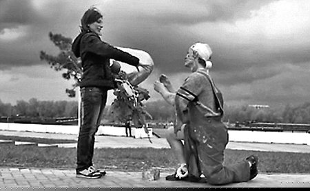 这种求婚方式都敢用?!盘点那些让人目瞪口呆的求婚现场!