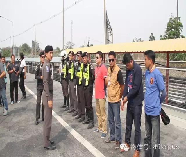 芭提雅警察抓人,泰国芭提雅41个人被抓