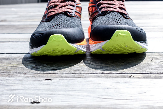 李宁云四代叠影芯片怎么用,李宁云四代跑鞋减震科技