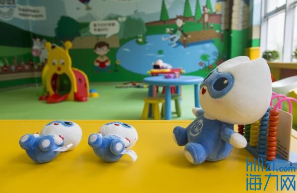 适龄儿童免费“第二恒磨牙”窝沟封闭防龋齿项目启动