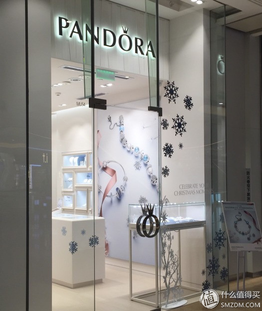 pandora镂空心形粉色串饰,pandora首饰是纯银