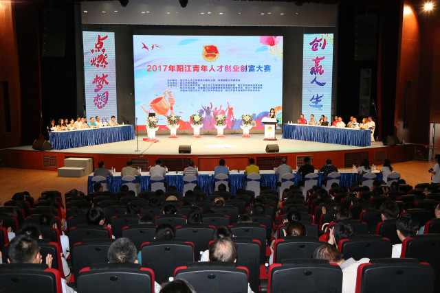 群雄逐鹿谁与争锋,群雄逐鹿谁将笑到最后