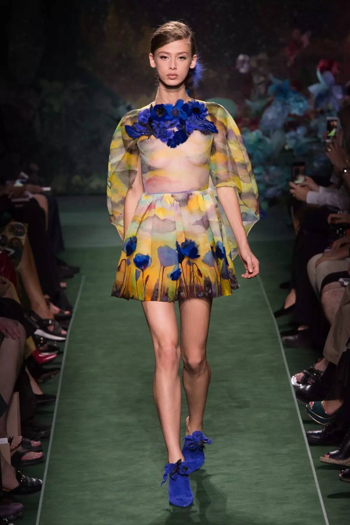 高定时装周,高定时装周童模秀