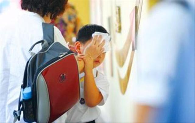 宝宝长痱子用什么方法最有效,预防宝宝长痱子用什么方法最有效